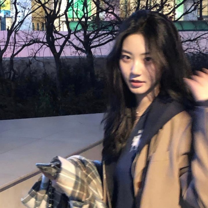 绝地生存制服少女